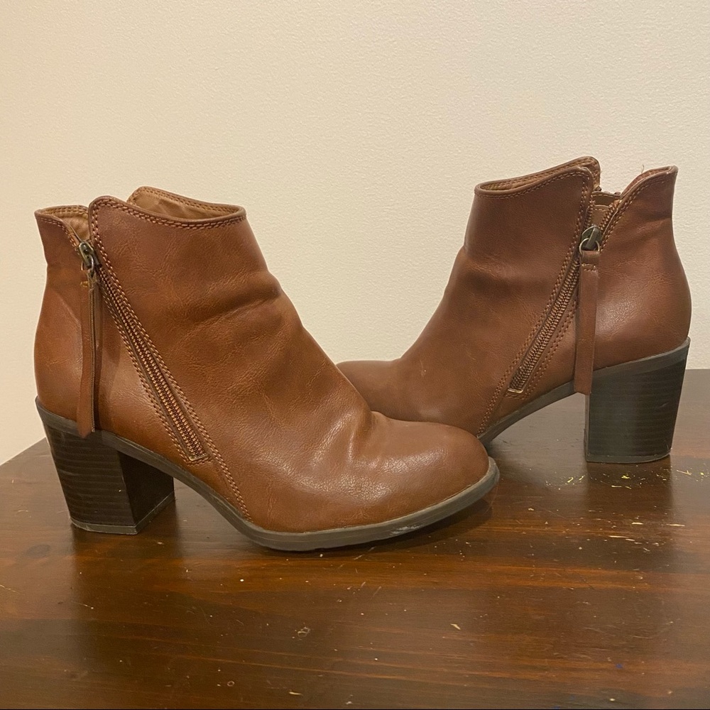 Anna 3” brown ankle boots